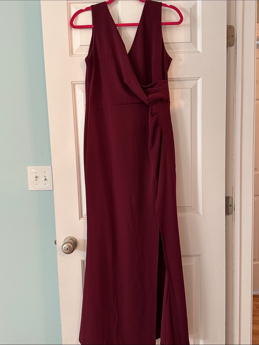 Elegant V-Neck Burgundy Evening Dress